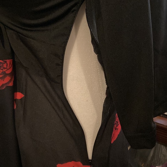 WOMENS SZ 1X SIDE ZIPPER LOW CUT ROSE DRESS LONG SLEEVE - Picture 4 of 7